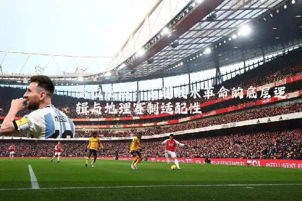 高位压迫:英超战术革命的底层逻辑与地理赛制适配性